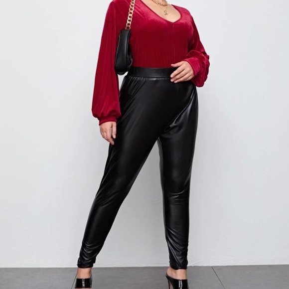 BODYSUIT NWOT - Picture 4 of 7